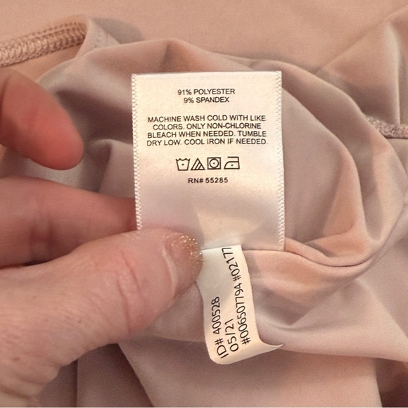 Express Body Contour Compression High Neck Bodysuit Blush Pink Large - Picture 6 of 6